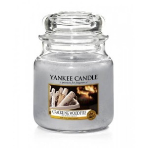 Świeca Yankee Candle Crackling Wood Fire, średni słoik (411g)