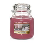 Świeca Yankee Candle Home Sweet Home, średni słoik (411g)