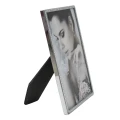 Metalowa ramka na zdjęcia 13 x 18 cm (srebrna z kryształkami)_bok