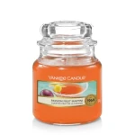 Świeca Yankee Candle Passion Fruit Martini, mały słoik (104g)
